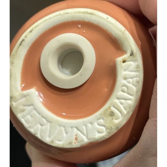 Mervyn’s‎ Japan Salt And Pepper Shakers  Salmon Pink Stoneware Vintage MCM Retro - Picture 4 of 4